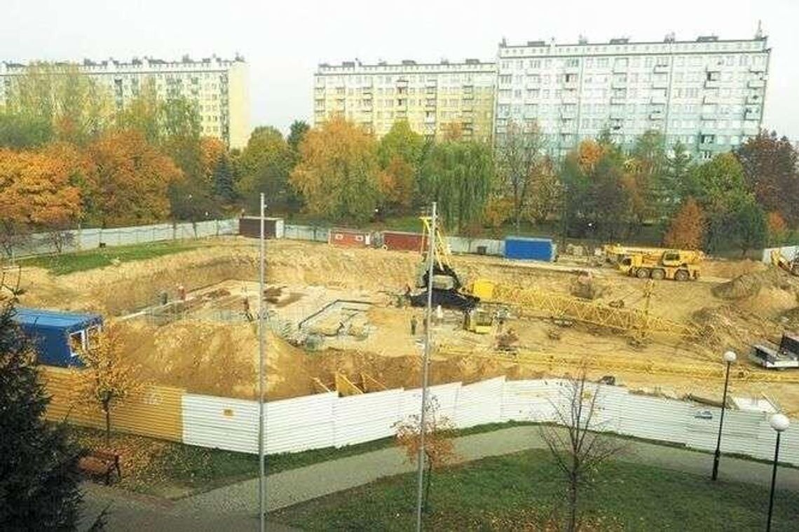 „Walczymy dalej”. Mieszkańcy osiedla nie chcą domu seniora „Walczymy dalej”. Mieszkańcy osiedla nie chcą domu seniora