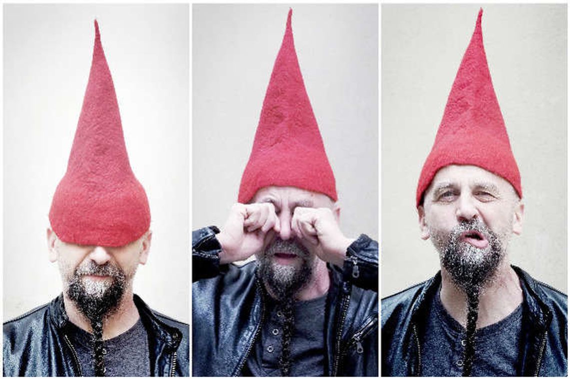 Walę z wolnej rury, kopię, podszczypuję i kłuję. Rozmowa z Jarosławem Koziarą 