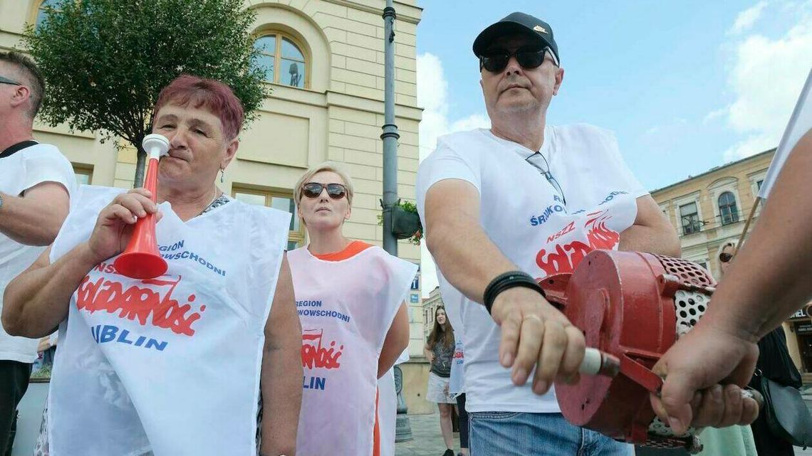 Walka o podwyżki. Pracownicy DPS-ów teraz czekają na konkrety