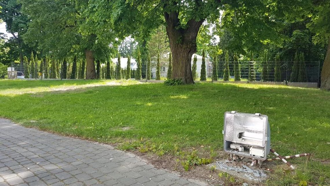 Wandale zniszczyli część iluminacji zabytkowej kaplicy