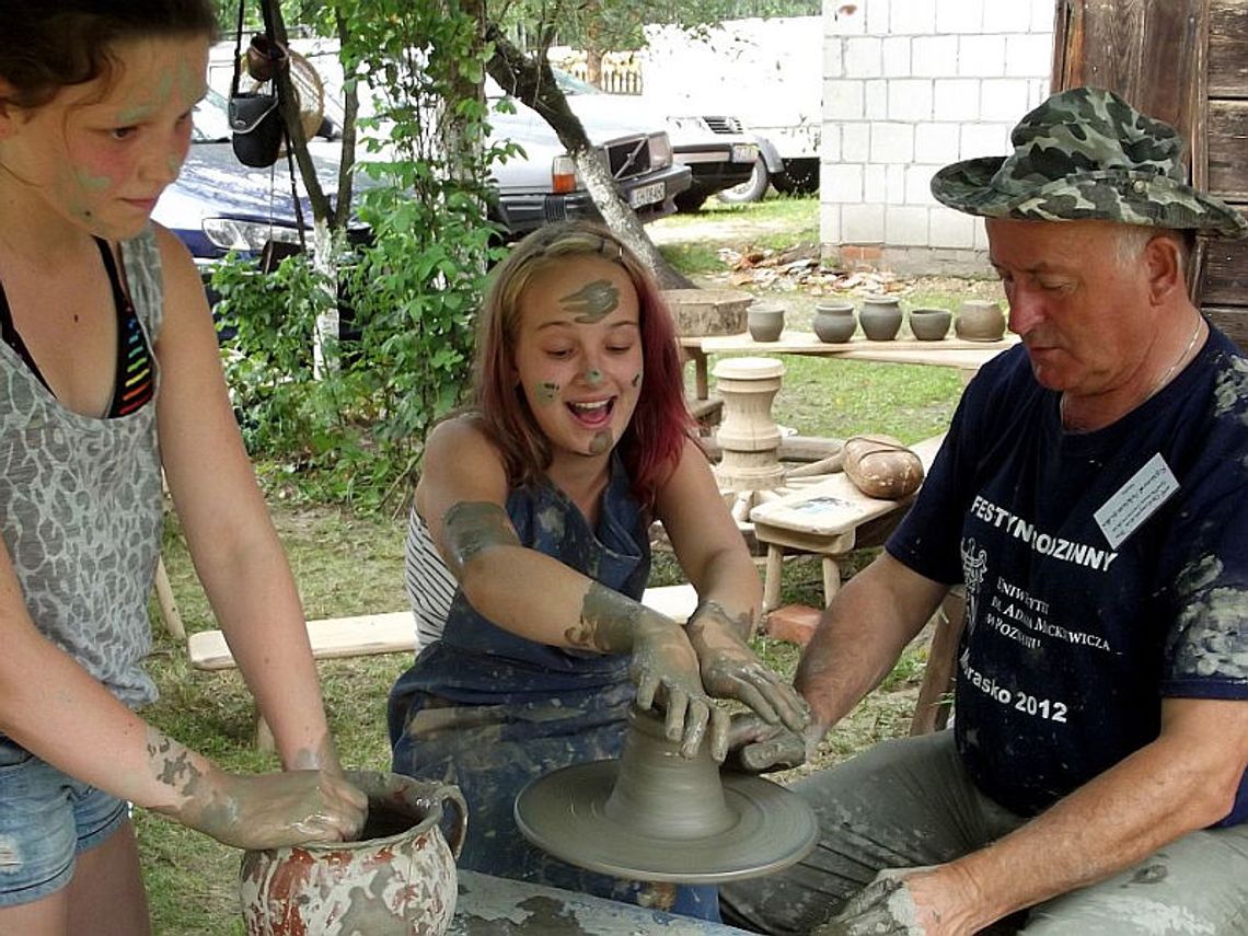 Warszaty garncarskie w Łążku Garncarskim