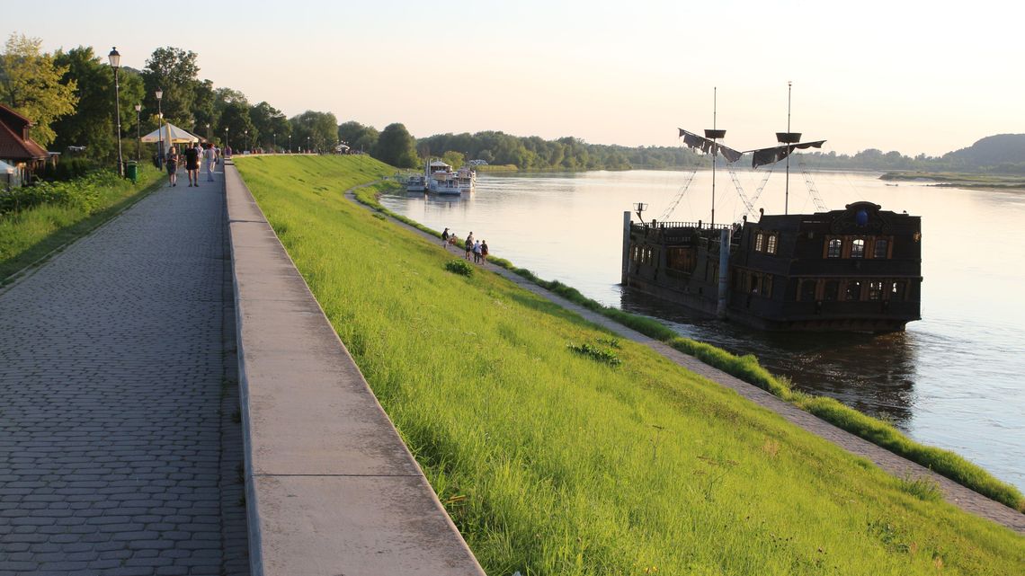 Warszawscy radiowcy pomogą posprzątać Wisłę Warszawscy radiowcy pomogą posprzątać Wisłę