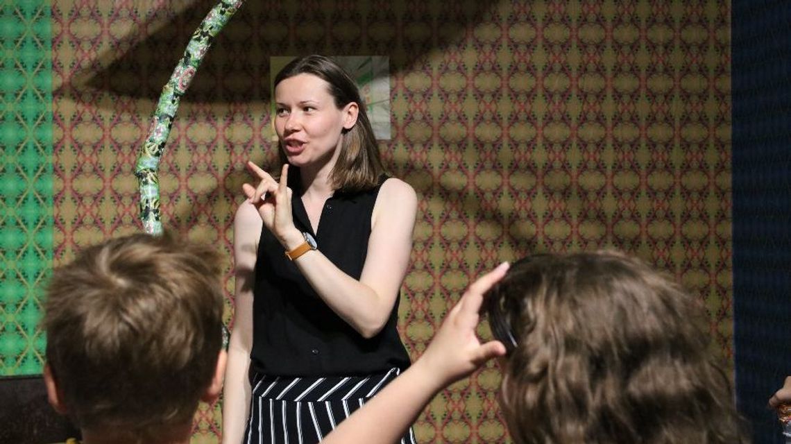 Warsztaty w polskim języku migowym w Galerii Labirynt