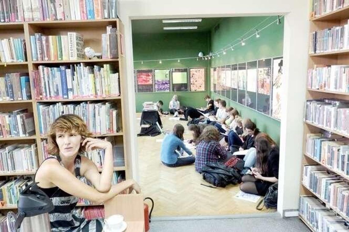 Warsztaty z ilustratorką książek w bibliotece na Czechowie Warsztaty z ilustratorką książek w bibliotece na Czechowie