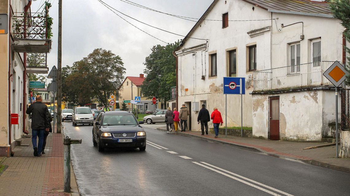 Wąwolnica decyduje o miejskości. Przewaga zwolenników Wąwolnica decyduje o miejskości. Przewaga zwolenników