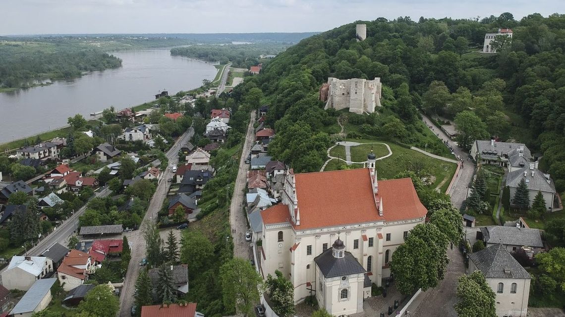 Wąwóz w Kazimierzu nad Wisłą bez samochodów? Zależy od liczby głosów Wąwóz w Kazimierzu nad Wisłą bez samochodów? Zależy od liczby głosów