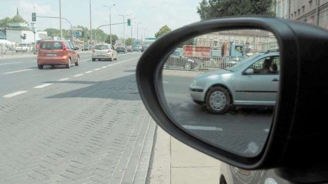 Ważne dla kierowców. Będą mogli jeździć bez dowodu rejestracyjnego i polisy OC Ważne dla kierowców. Będą mogli jeździć bez dowodu rejestracyjnego i polisy OC