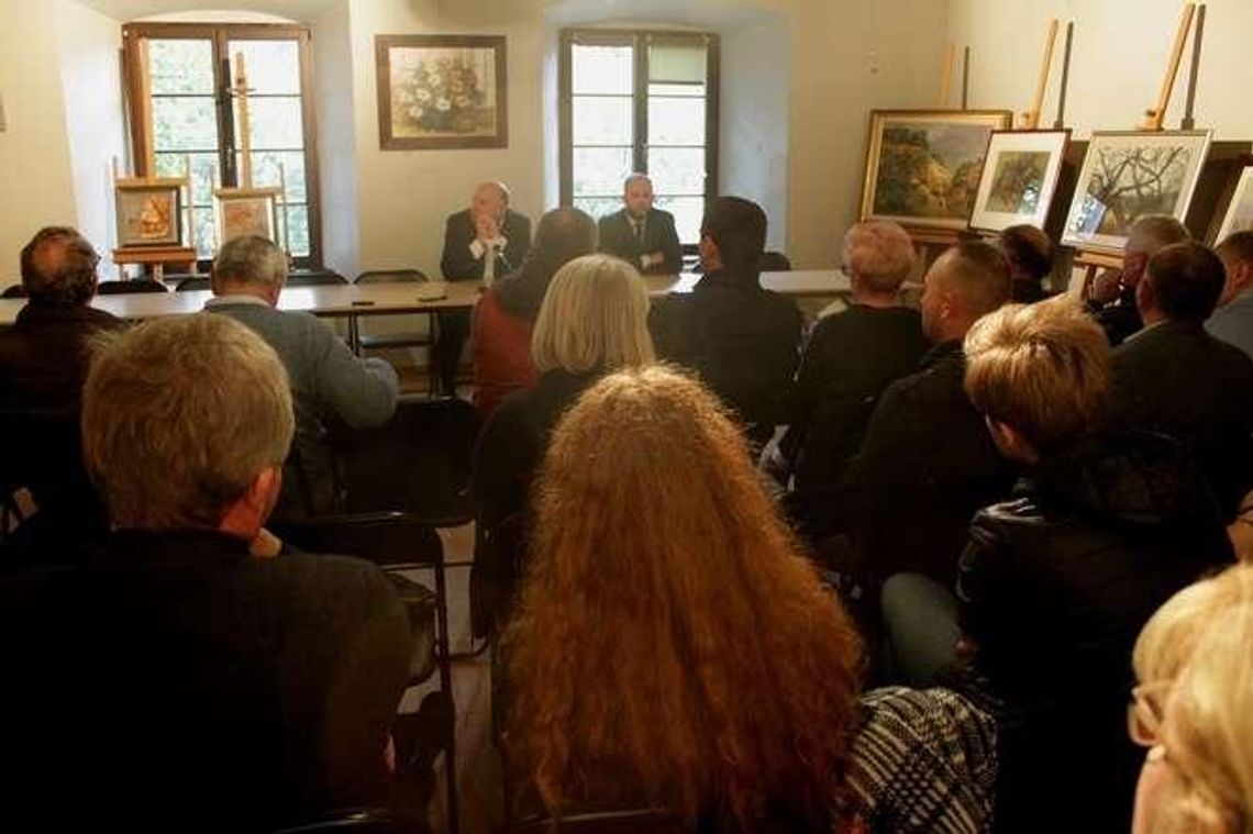 Ważne spotkanie w Kazimierzu Dolnym. Przyszło wielu mieszkańców Ważne spotkanie w Kazimierzu Dolnym. Przyszło wielu mieszkańców