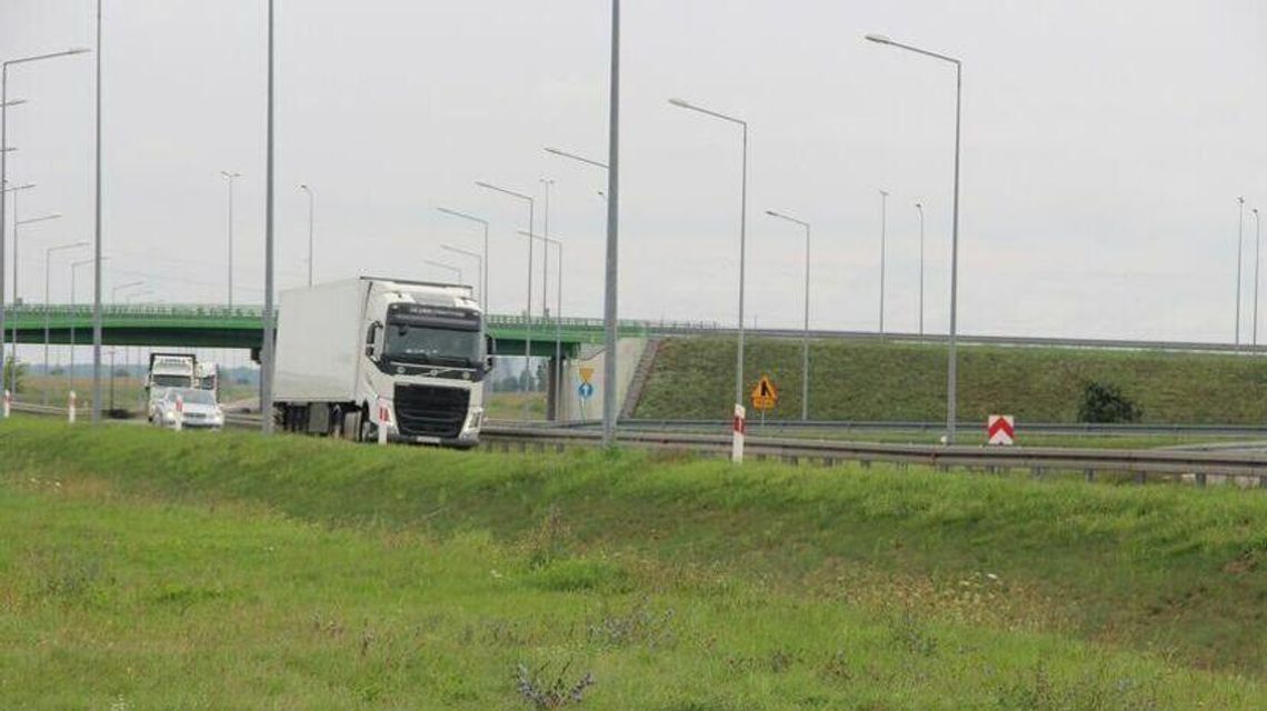 Ważny węzeł drogowy z nazwą wsi. Miasto wnioskuje o zmianę Ważny węzeł drogowy z nazwą wsi. Miasto wnioskuje o zmianę