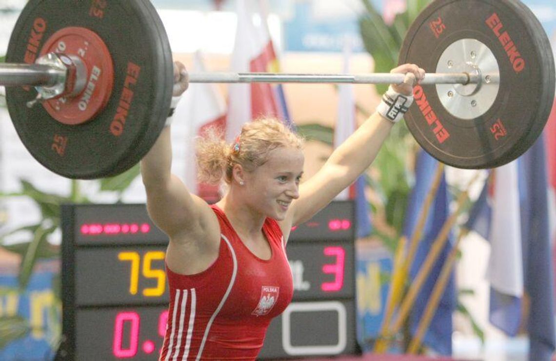 Waży 48 kg, a podnosi ponad 100. Marzeny Karpińskiej droga do sukcesu