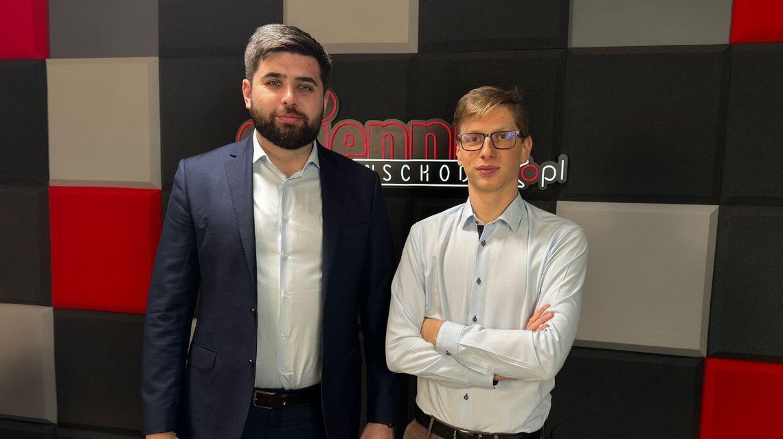 Wchodzi w dyskusje z internautami i nie gryzie się w język. Prezydent Chełma znalazł na to sposób Wchodzi w dyskusje z internautami i nie gryzie się w język. Prezydent Chełma znalazł na to sposób