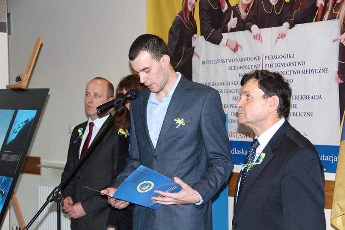 "Wczoraj płakałem, a dzisiaj czuję ogromne wsparcie". Uczelnia pomaga Ukrainie