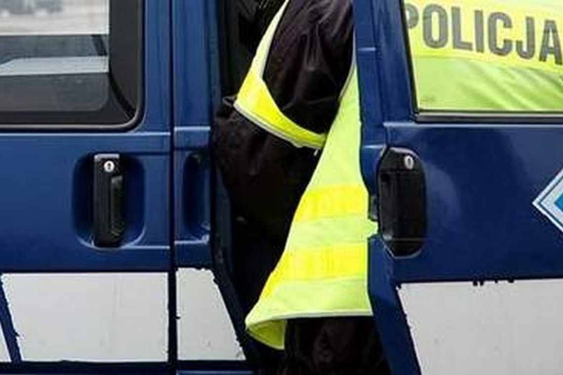 We czterech pobili pracownika nadzoru ruchu MPK na przystanku We czterech pobili pracownika nadzoru ruchu MPK na przystanku