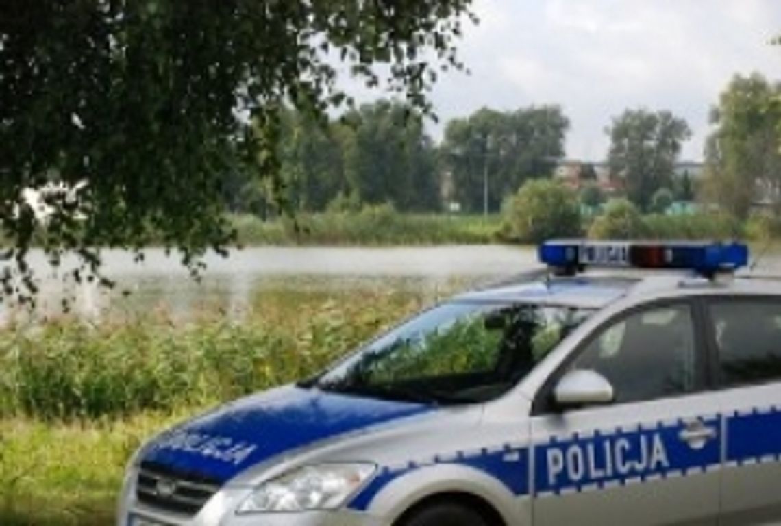 Wędkarz utonął w stawie