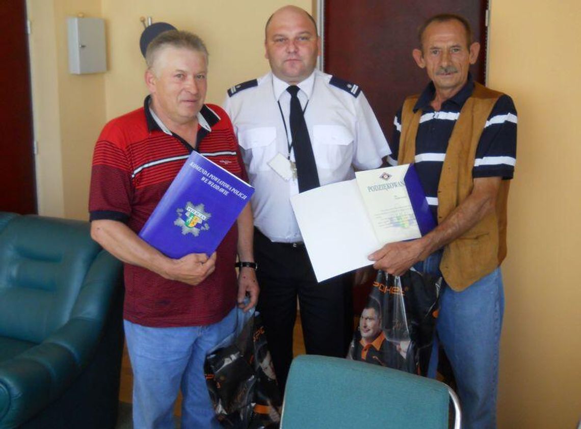 Wędkarze uratowali tonącego. Komendant dziękuje Wędkarze uratowali tonącego. Komendant dziękuje