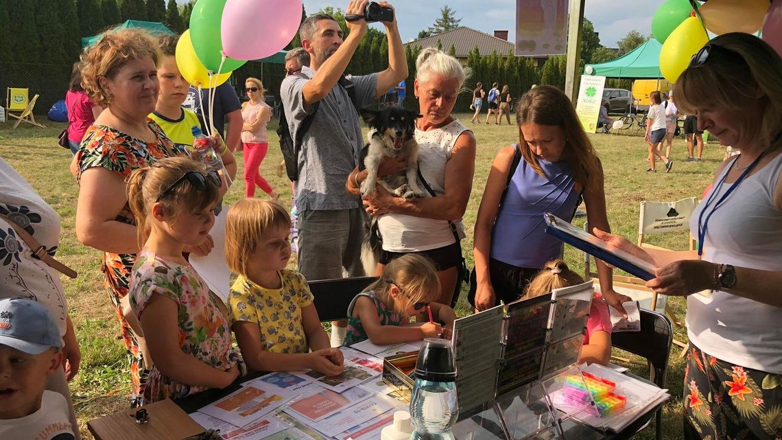 Wędrująca Estrada ruszyła w miasto. Najpierw os. Rataja, później kolejne [zdjęcia]
