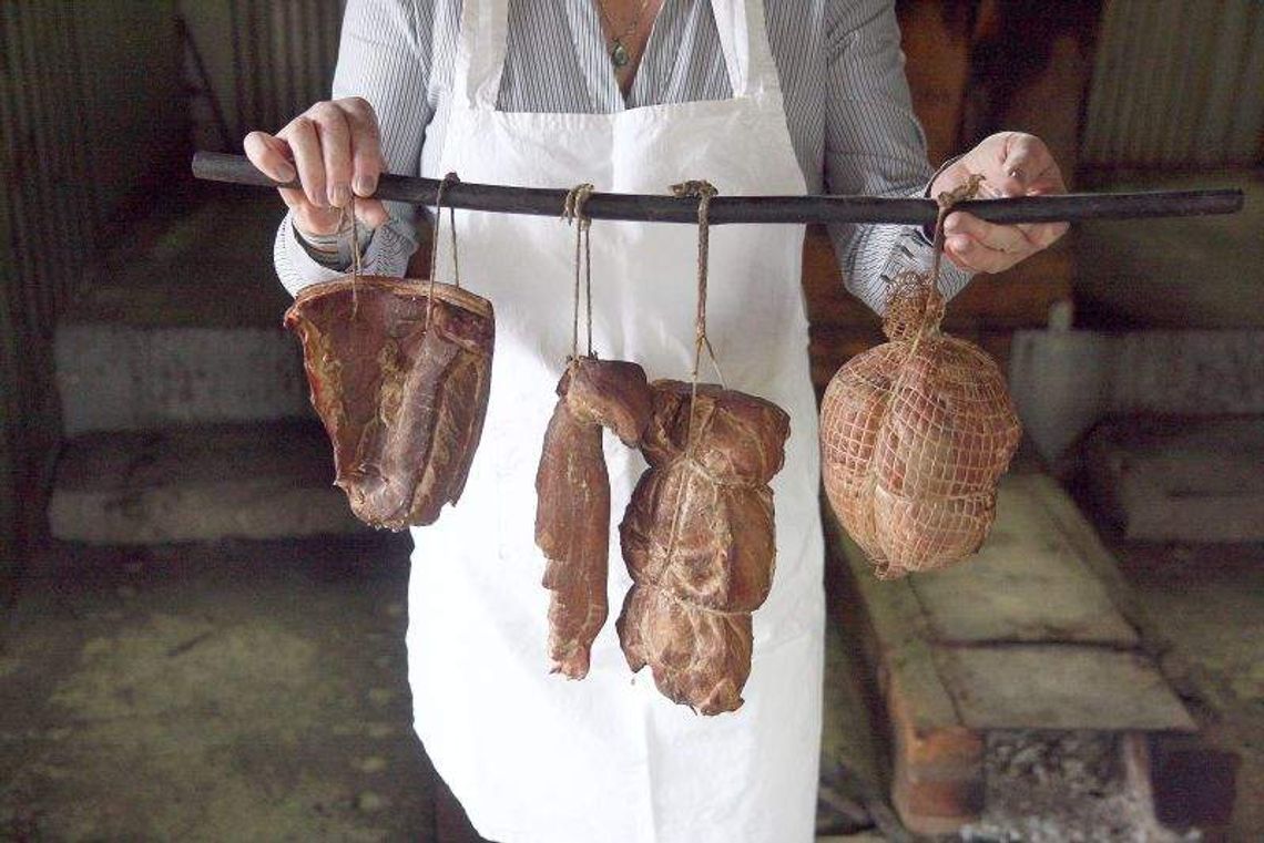 Wędzonki z całej Polski pod lupą instytutu w Puławach