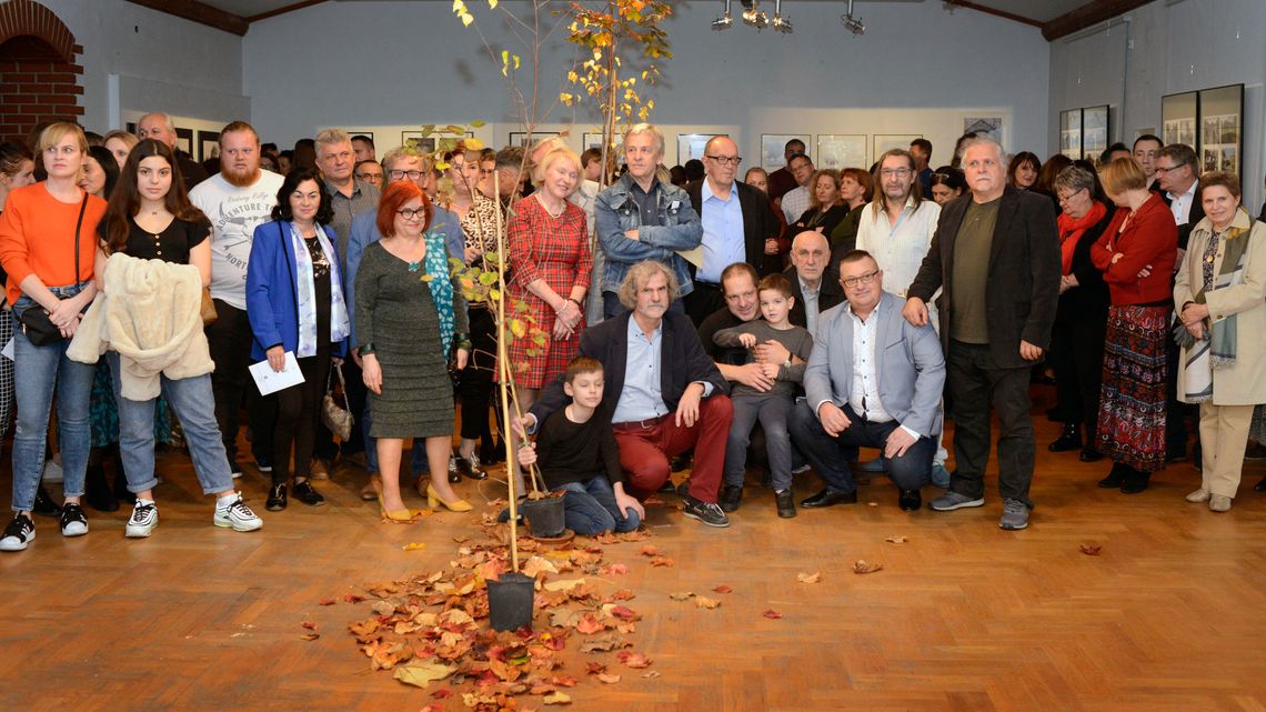 Wernisaż wystawy Foto Klubu Ziemi Chełmskiej [zdjęcia]