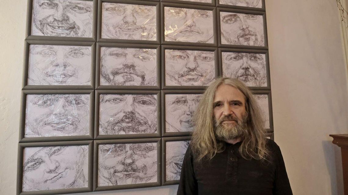 Wernisaż wystawy rysunku lubelskiego artysty Piotra Łucjana