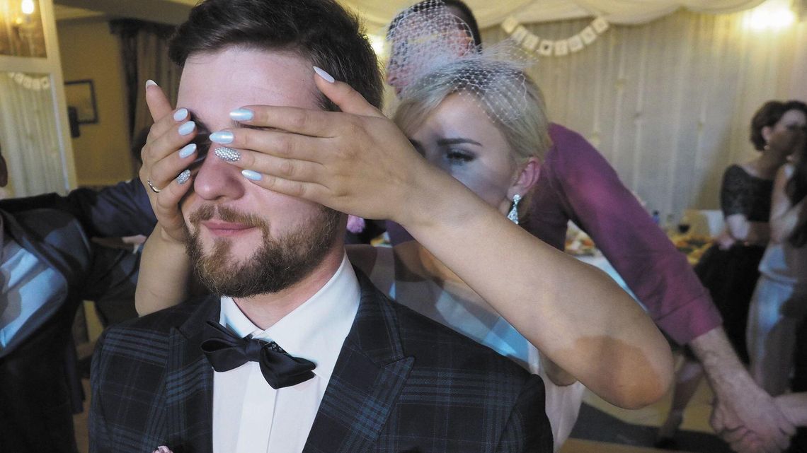 Weselnicy na parkiecie, sanepid na zapleczu. W Białej Podlaskiej zaczęły się kontrole