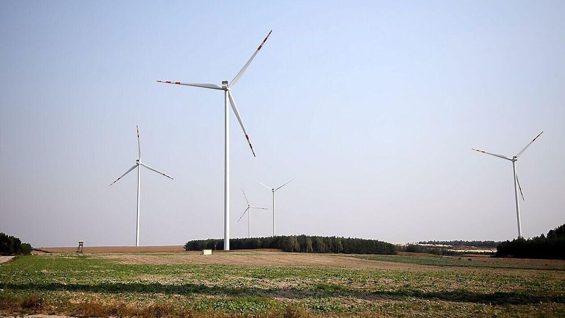 Wiatraki? Mieszkańcy protestują. „Zarobi na tym wójt, radni i proboszcz”
