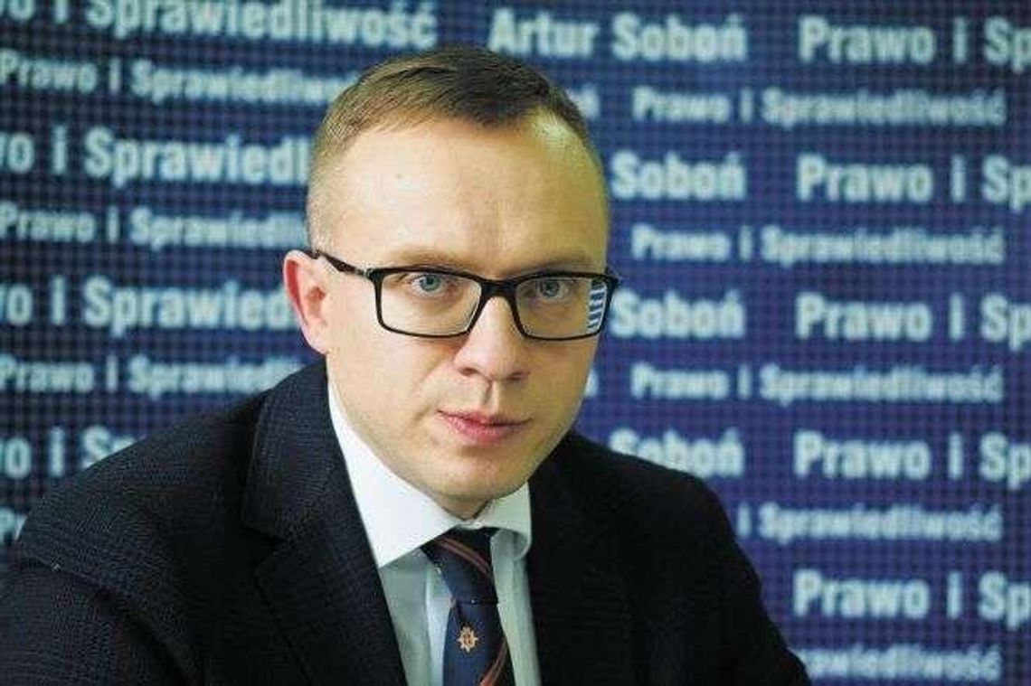 Wiceminister Soboń o Mieszkaniu Plus, śmigłowcach i wyborach samorządowych