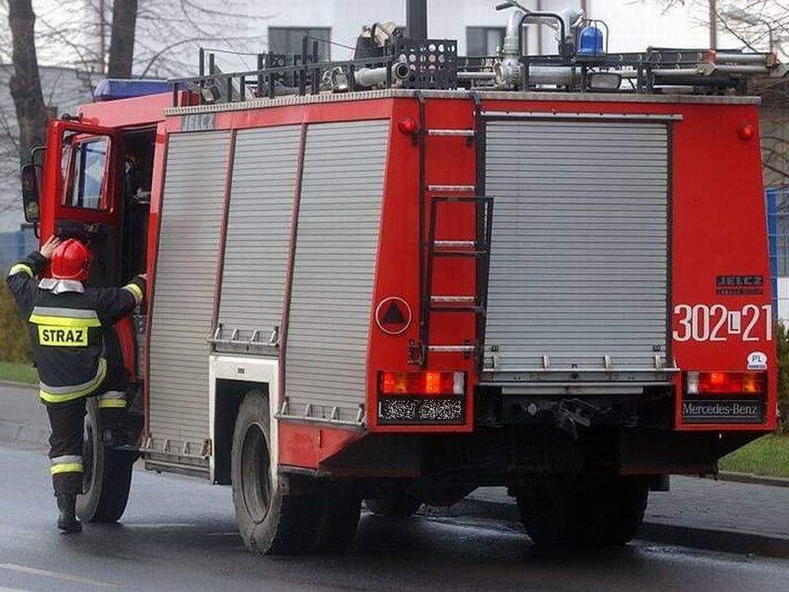 Wichura w Lubelskiem: Pozrywane dachy i powalone drzewa