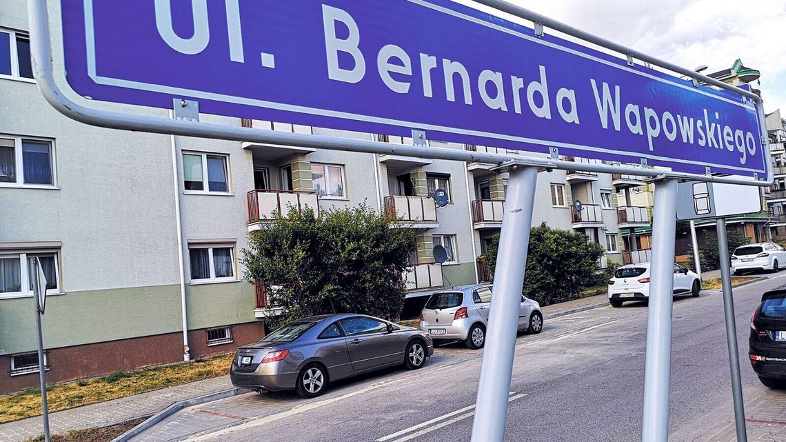 Więcej miejsc parkingowych na Wrotkowie