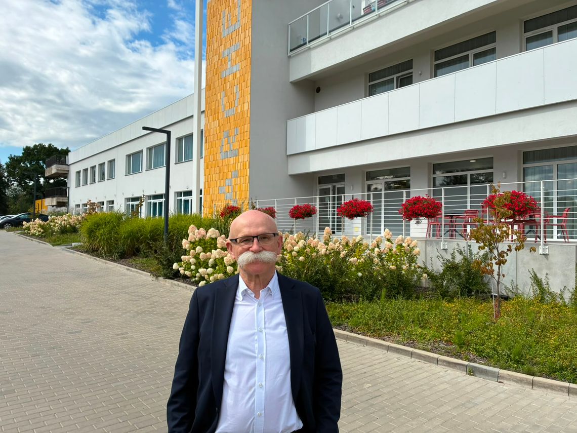 Więcej niż PRL z twistem. Milioner z Arche otwiera wielką salę w Nałęczowie Więcej niż PRL z twistem. Milioner z Arche otwiera wielką salę w Nałęczowie