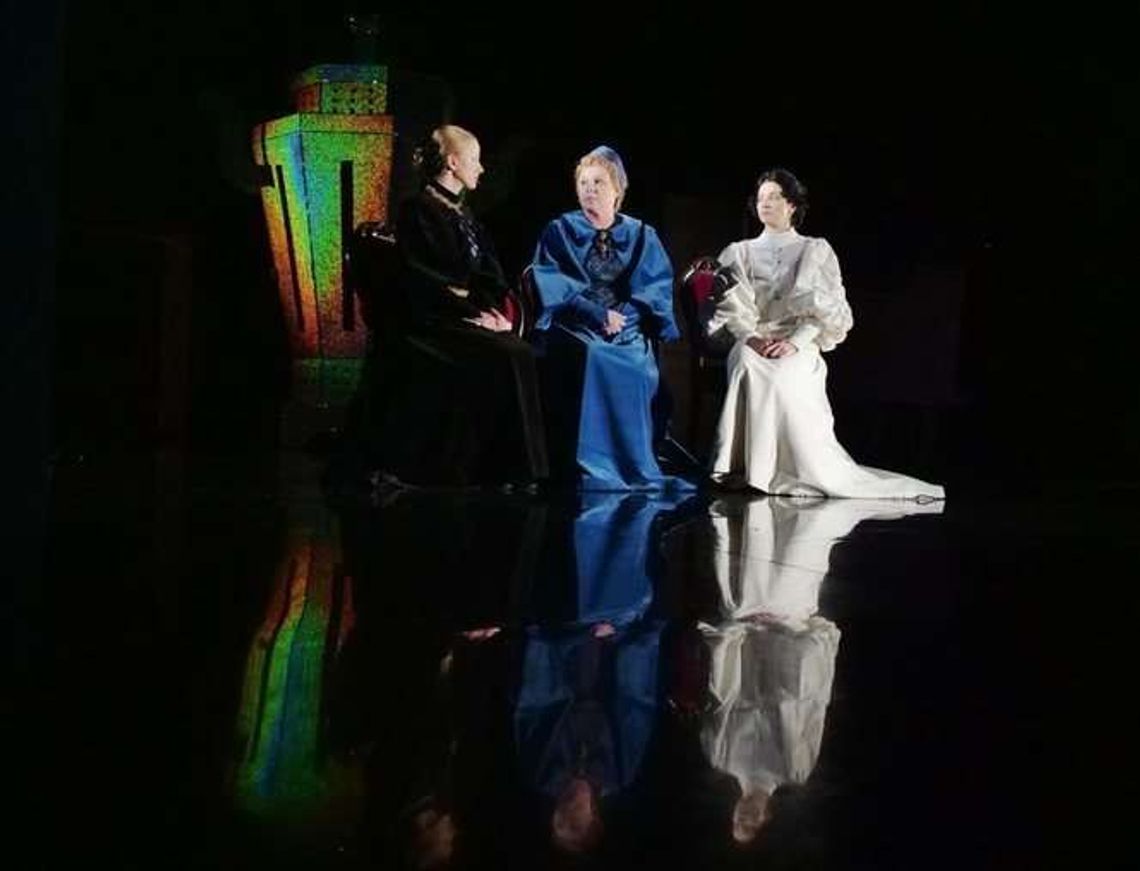 Więcej niż teatr. "Trzy siostry” Czechowa w Teatrze Osterwy Więcej niż teatr. "Trzy siostry” Czechowa w Teatrze Osterwy