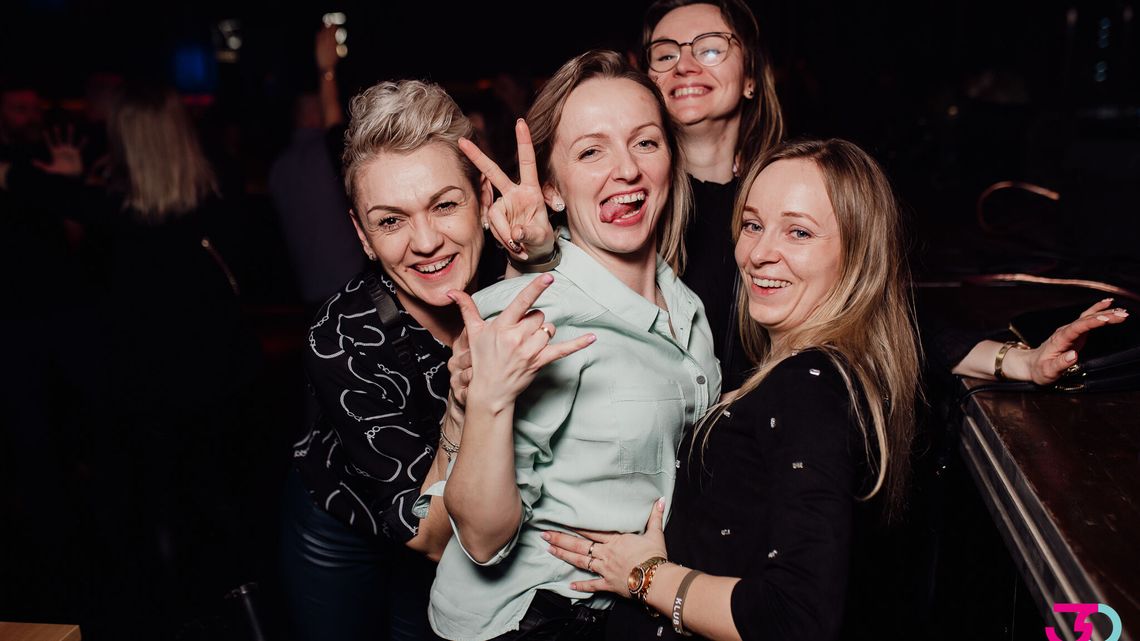 Wieczór z bębnami w klubie 30