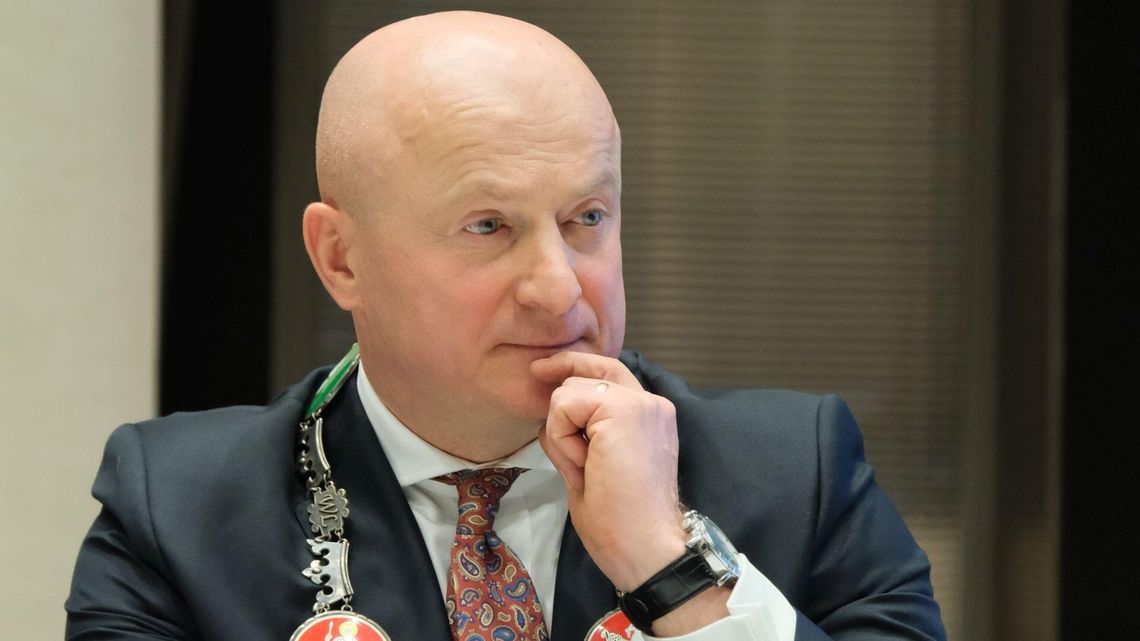 Wielka czystka w urzędzie marszałkowskim? "Nie wiem czy jest potrzebnych 1400 pracowników"