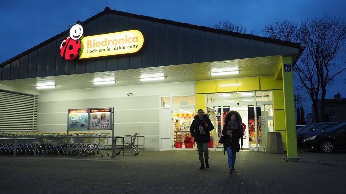 Wielkanoc i Majówka 2019: Godziny otwarcia sklepów Biedronka przed świętami