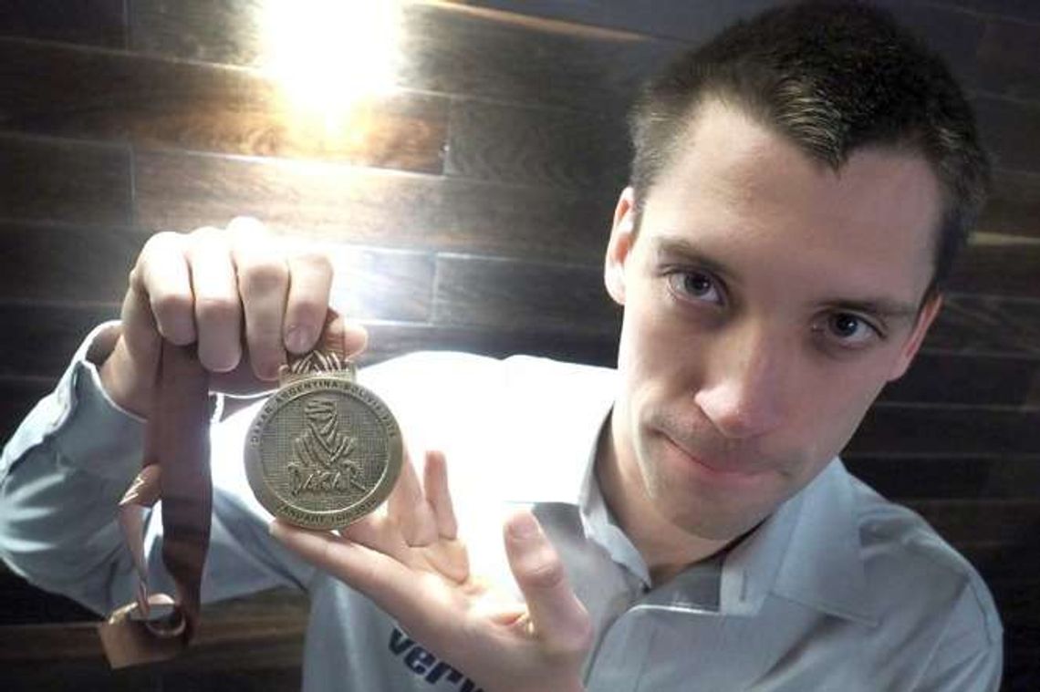 Wielki sukces młodego motocyklisty z Lublina. Kuba Piątek o rajdzie "Dakar"