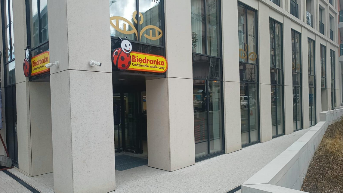 Wielkie maskotki i specjalne auto - w centrum Lublina otwiera się nowy sklep Wielkie maskotki i specjalne auto - w centrum Lublina otwiera się nowy sklep