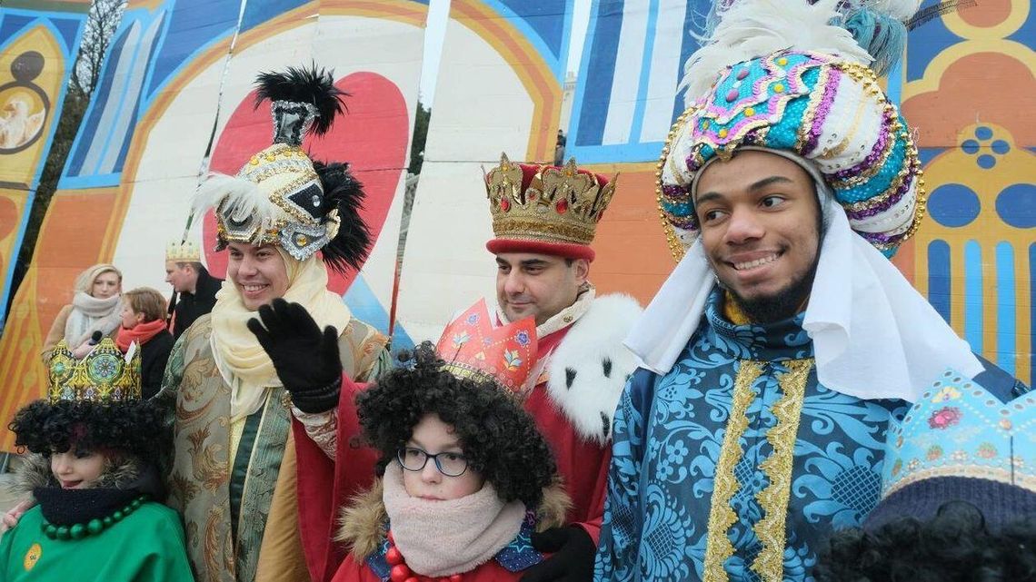 Wierni z Kościoła katolickiego obchodzą dzisiaj uroczystość Objawienia Pańskiego Wierni z Kościoła katolickiego obchodzą dzisiaj uroczystość Objawienia Pańskiego