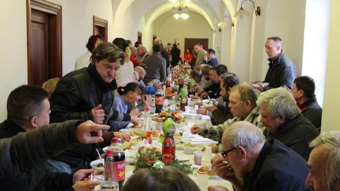 Wigilia dla potrzebujących w Białej Podlaskiej. Dostaną paczki żywnościowe Wigilia dla potrzebujących w Białej Podlaskiej. Dostaną paczki żywnościowe