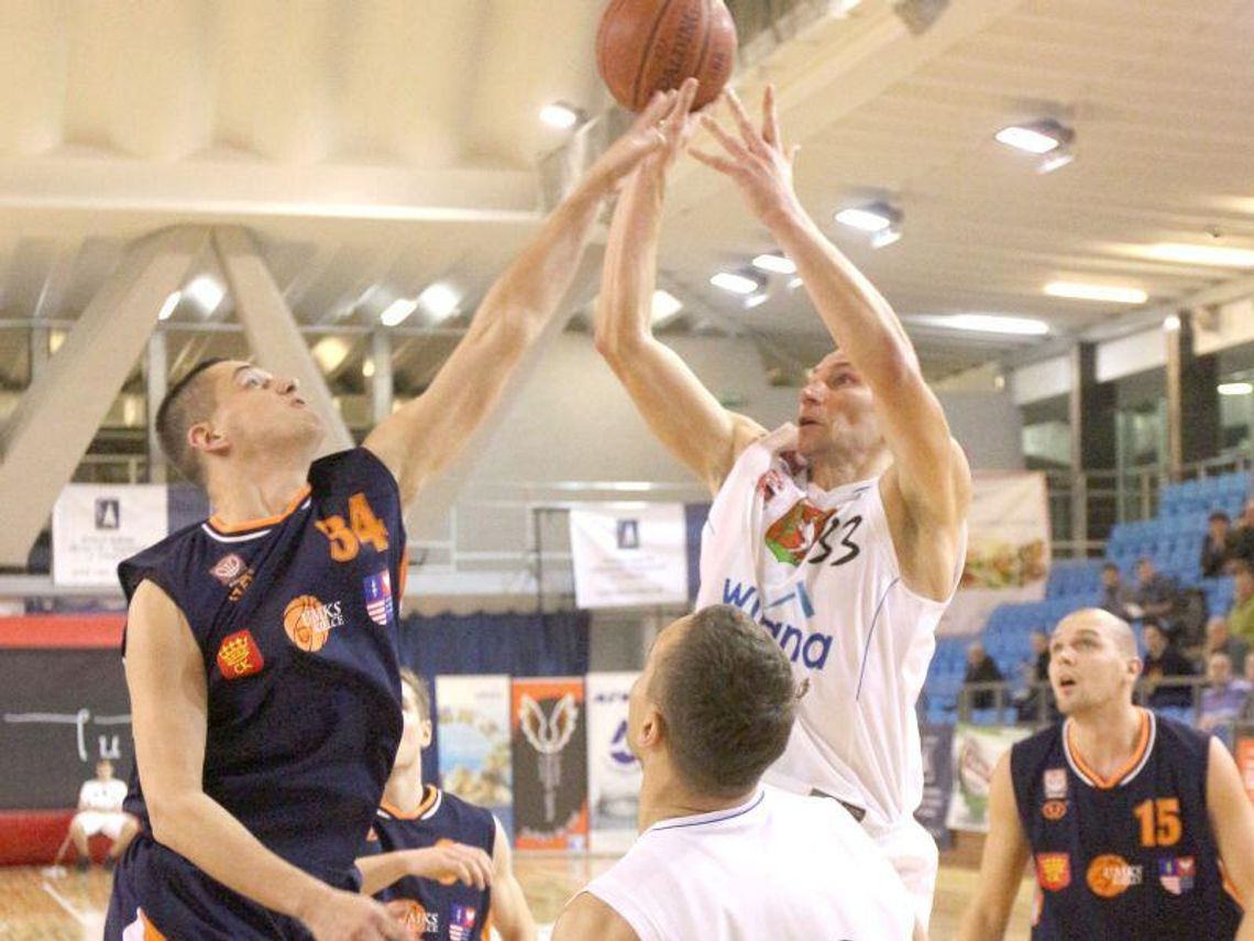 Wikana-Start Lublin – UMKS Kielce 79:77, zwycięskie pudło Celeja