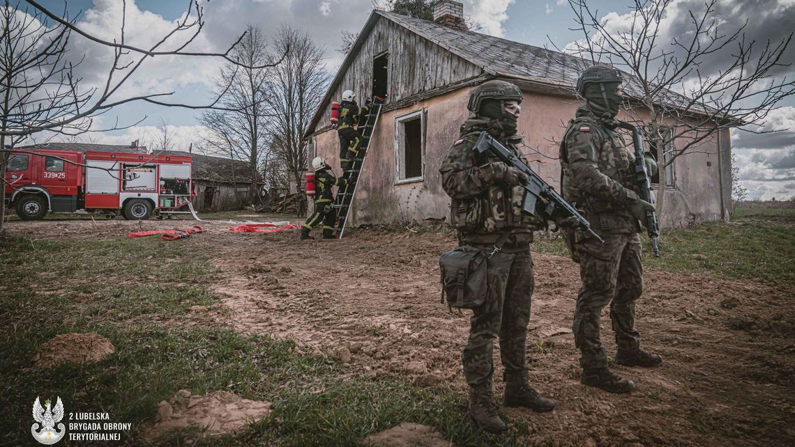 Wiosenny Kryzys: wspólne ćwiczenia terytorialsów i strażaków