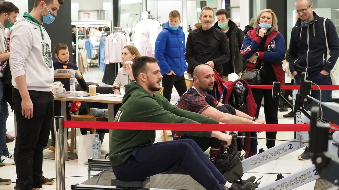 Wiosłowanie dla WOŚP. 288 osób wzięło udział w akcji w Lublinie Wiosłowanie dla WOŚP. 288 osób wzięło udział w akcji w Lublinie