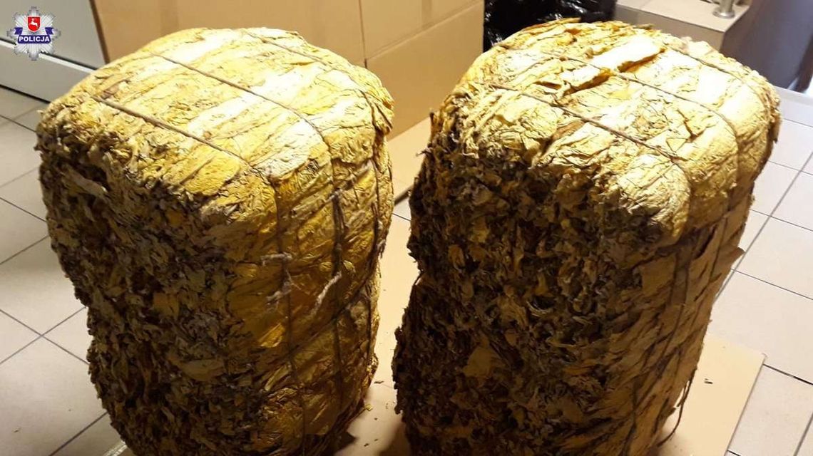 Wiózł nielegalny tytoń. Wpadł podczas kontroli drogowej