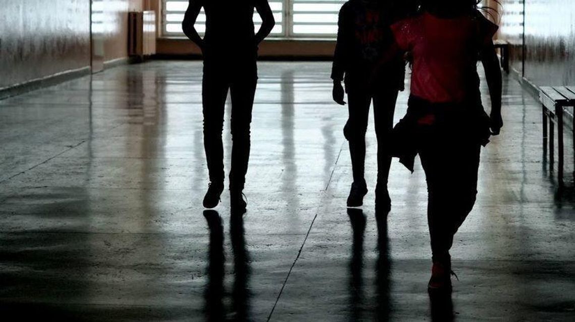 Wirus opanował kolejną szkołę, tym razem w Puławach. "Tak niskiej frekwencji nie było od lat"