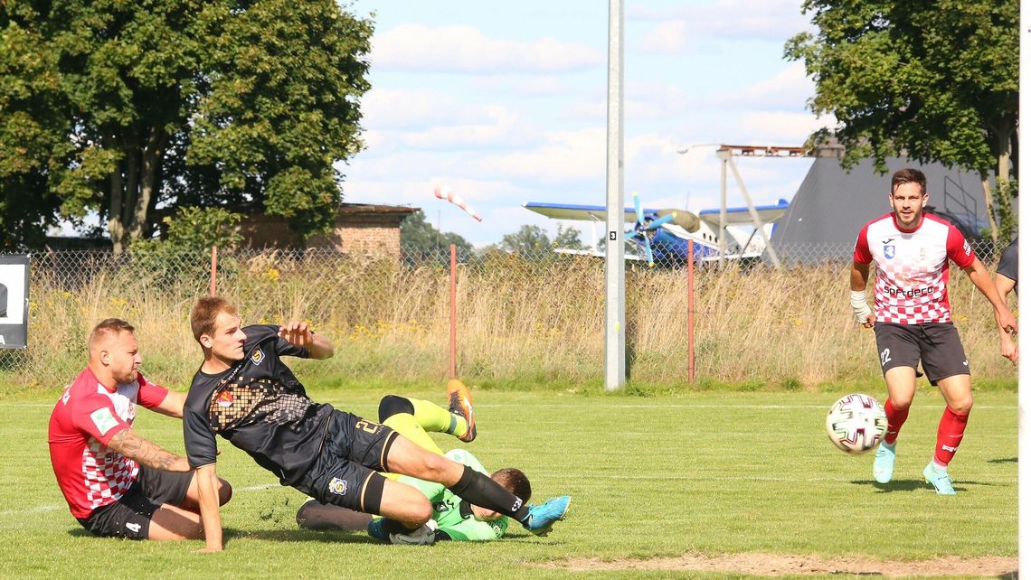 Wisła II Puławy – Stal Poniatowa 3:8. Paweł Kaczmarek show
