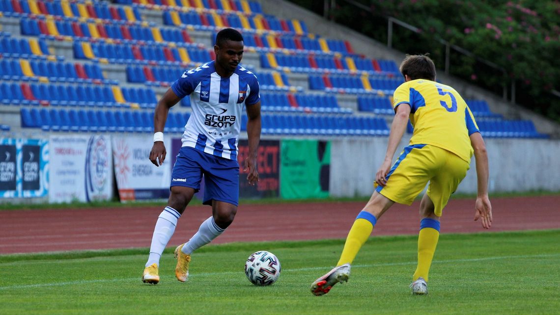 Wisła Puławy – Avia Świdnik 1:0. Edi, czyli specjalista od ważnych goli