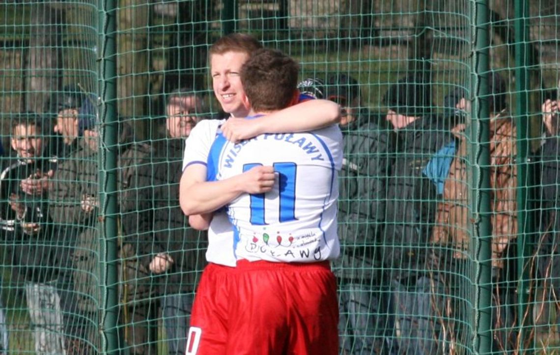 Wisła Puławy - Chełmianka 4:1, drużyna Mariusza Sawy wygrała 10 raz z rzędu