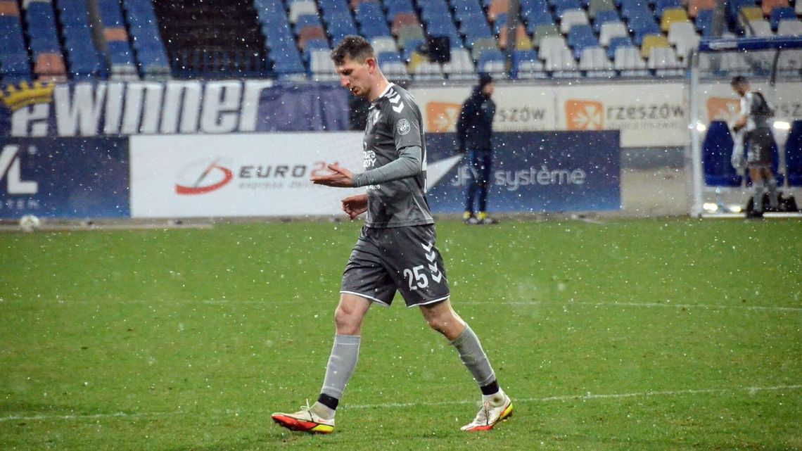 Wisła Puławy – Radunia Stężyca 1:1. Uratowali punkt w doliczonym czasie gry