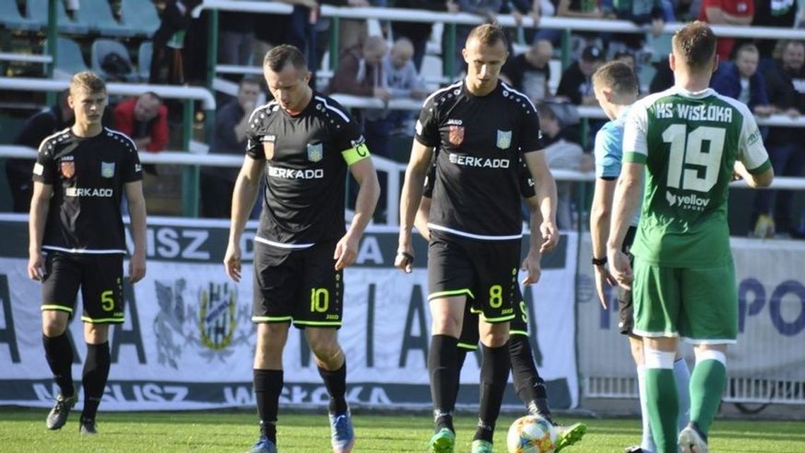 Wisłoka – Stal Kraśnik 1:0. Festiwal kartek w Dębicy