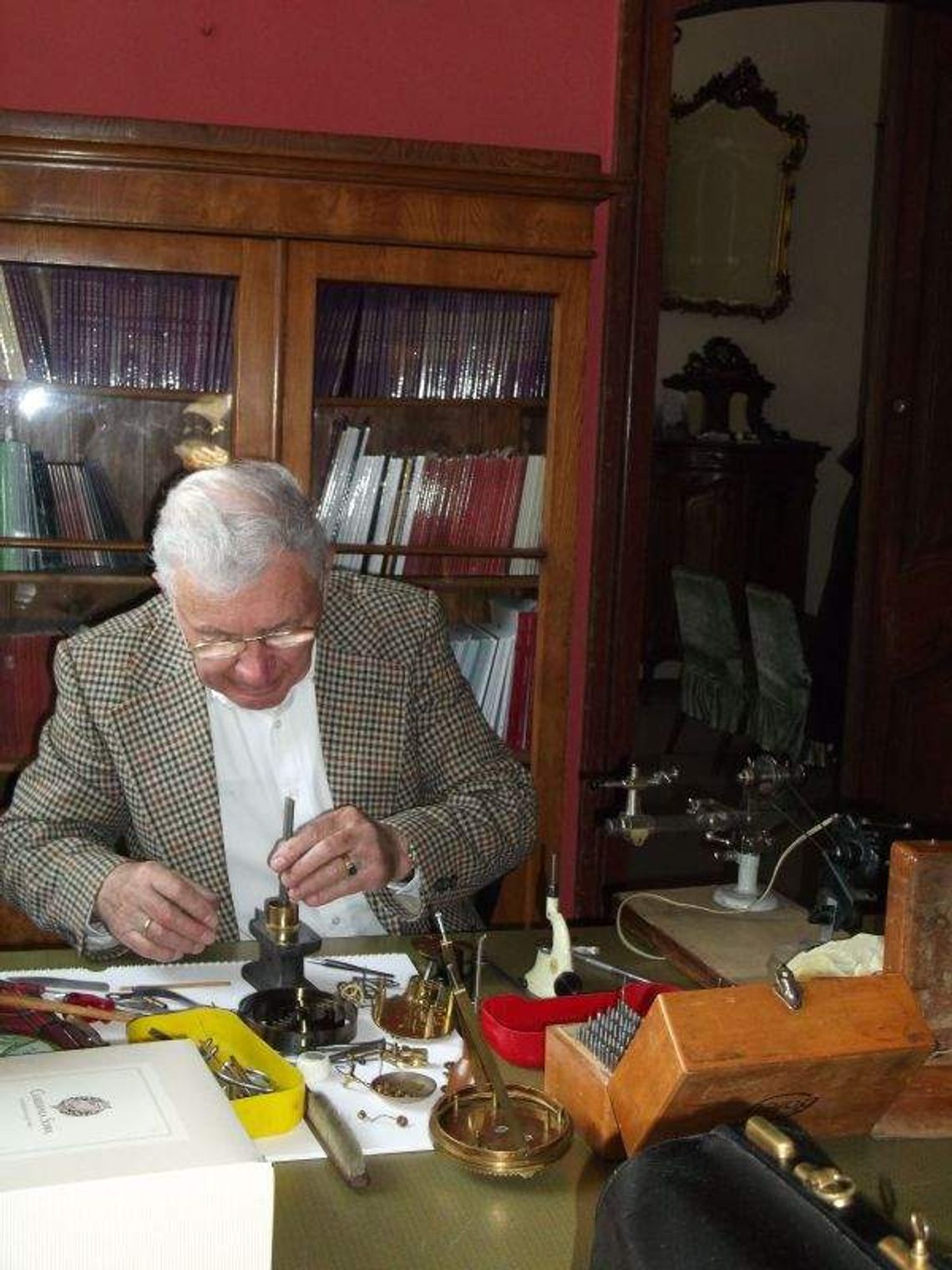 Wizyta mistrza zegarmistrza w Muzeum w Kozłówce Wizyta mistrza zegarmistrza w Muzeum w Kozłówce