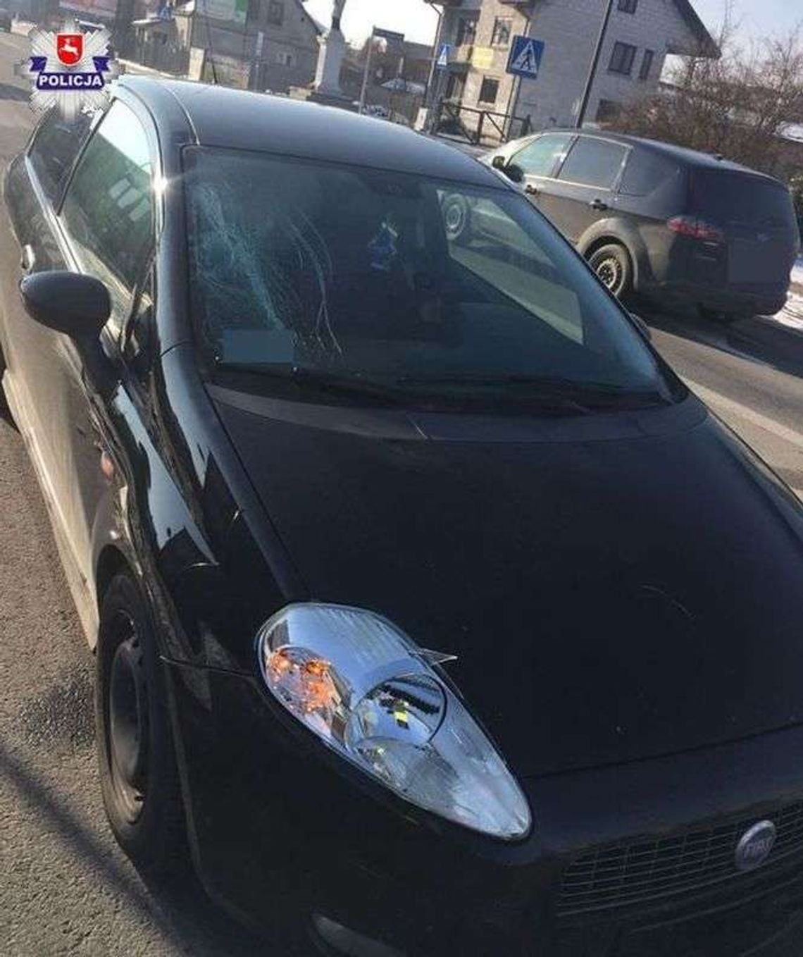 Wjechał rowerem pod samochód. Miał prawie dwa promile 