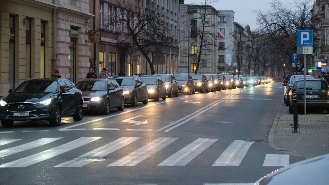 Włączyli światła, zakorkowało się centrum Lublina Włączyli światła, zakorkowało się centrum Lublina